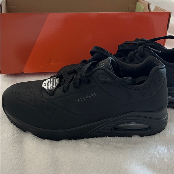 NWT Skechers Women’s Black Slip Traction Cushioned Work Boot Shoe Sneakers Sz 6 - Picture 12 of 16